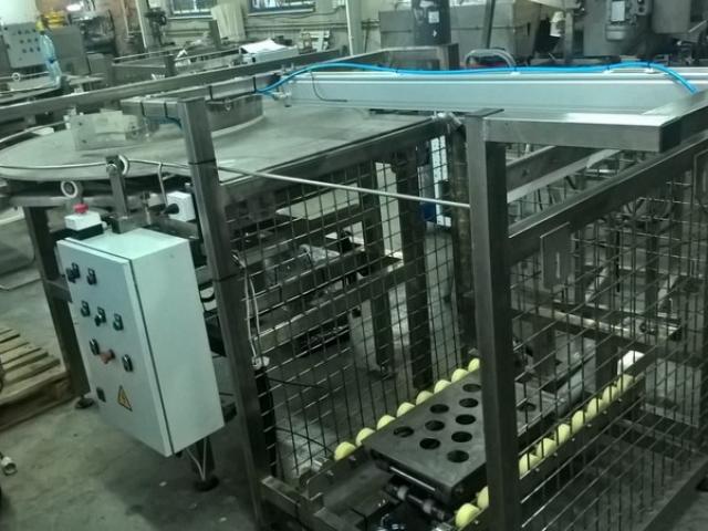 Комплекс загрузки и выгрузки тары из прямоугольных автоклавных корзин (с подвижным дном) в Лангепасе